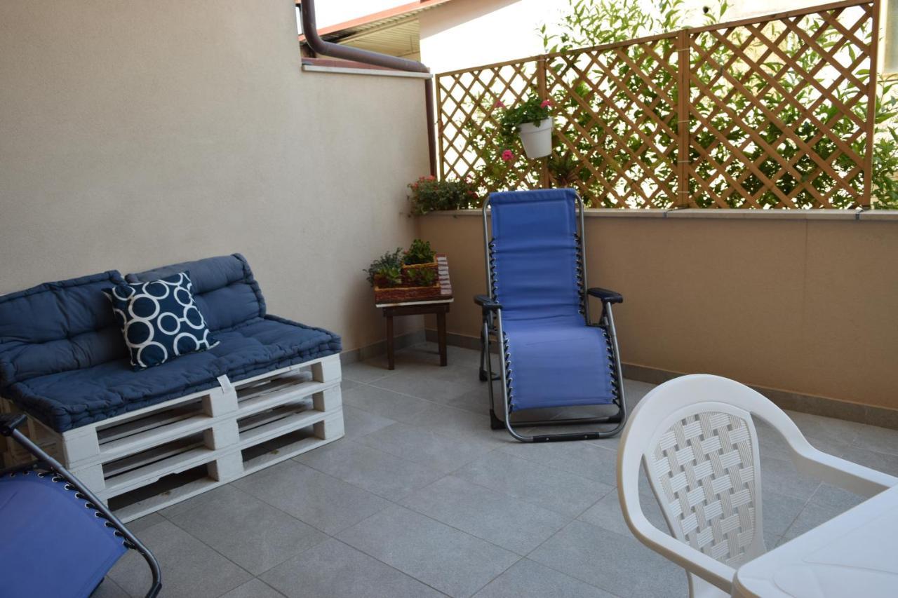 Casa Vacanze Lombardo سانتا تيريزا دي ريفا المظهر الخارجي الصورة