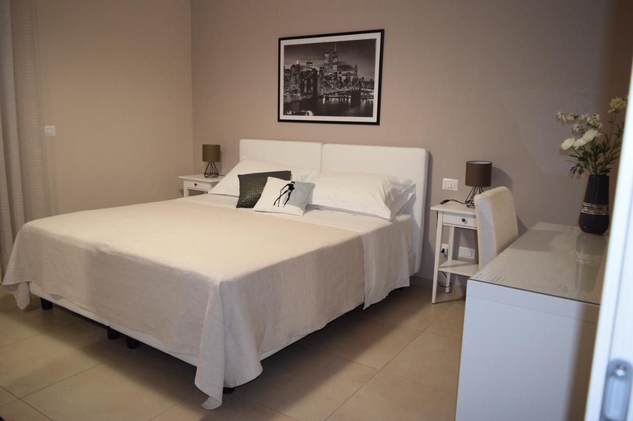 Casa Vacanze Lombardo سانتا تيريزا دي ريفا المظهر الخارجي الصورة
