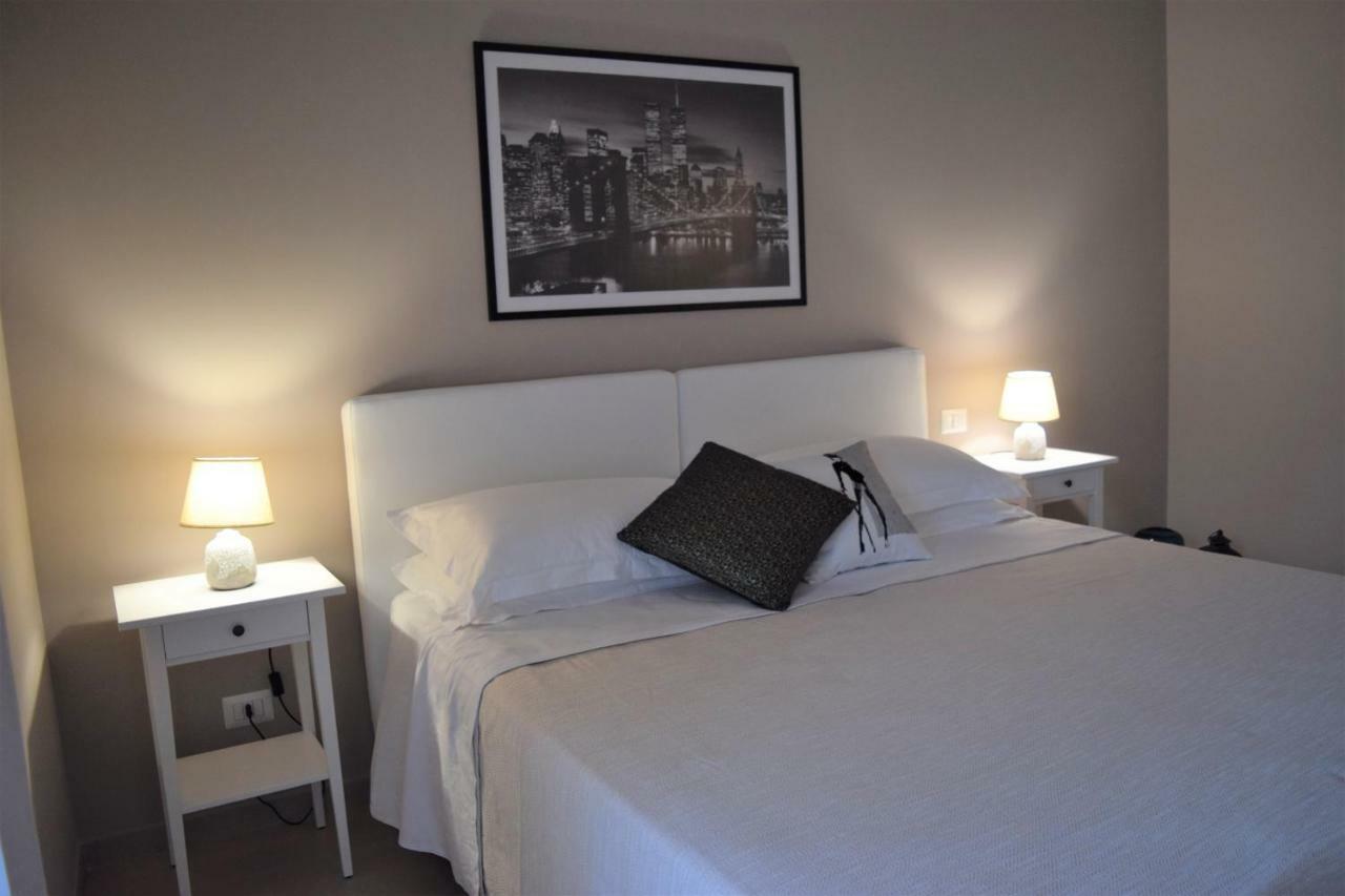 Casa Vacanze Lombardo سانتا تيريزا دي ريفا المظهر الخارجي الصورة