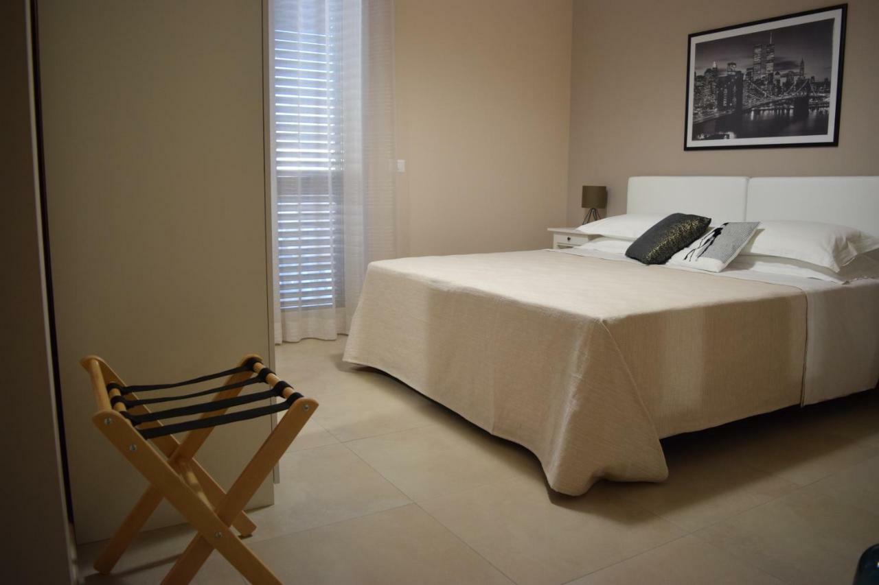 Casa Vacanze Lombardo سانتا تيريزا دي ريفا المظهر الخارجي الصورة