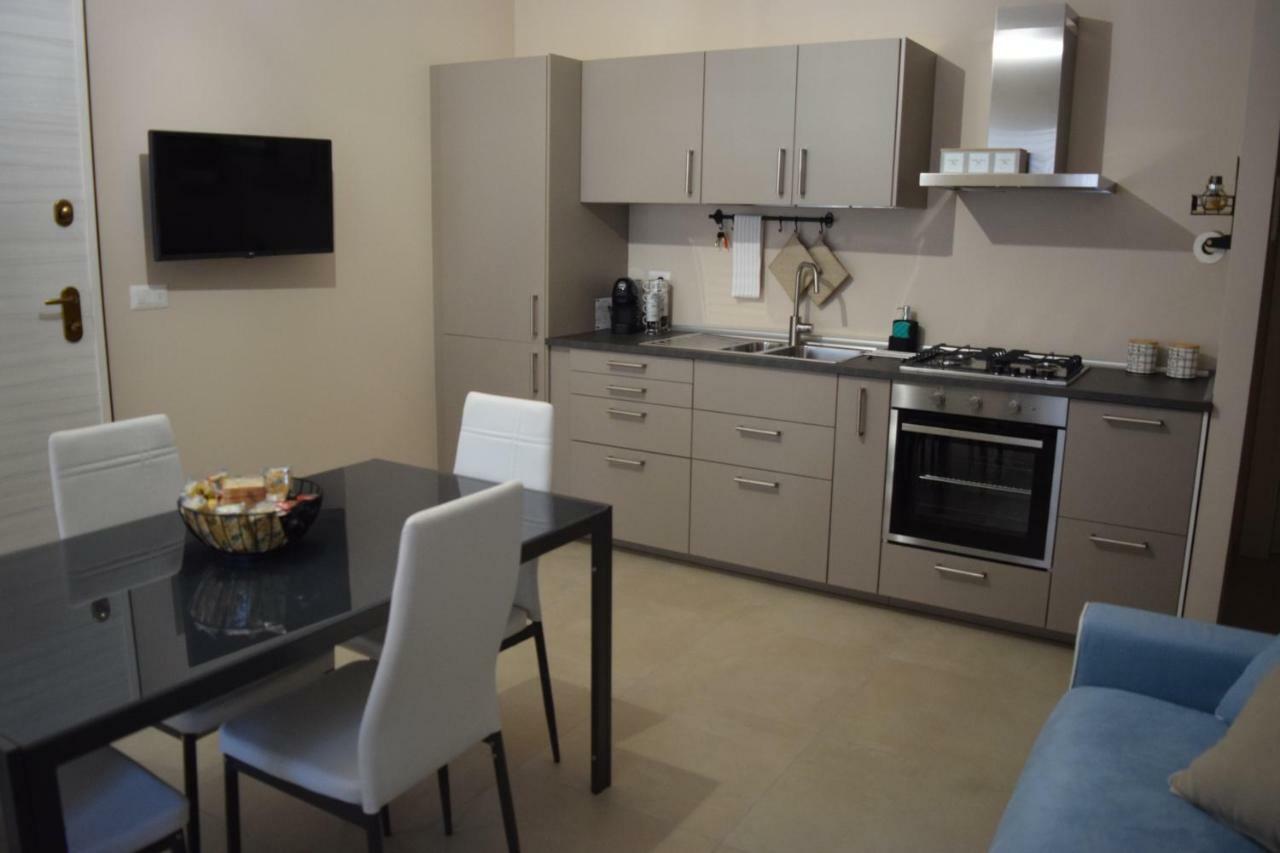 Casa Vacanze Lombardo سانتا تيريزا دي ريفا المظهر الخارجي الصورة