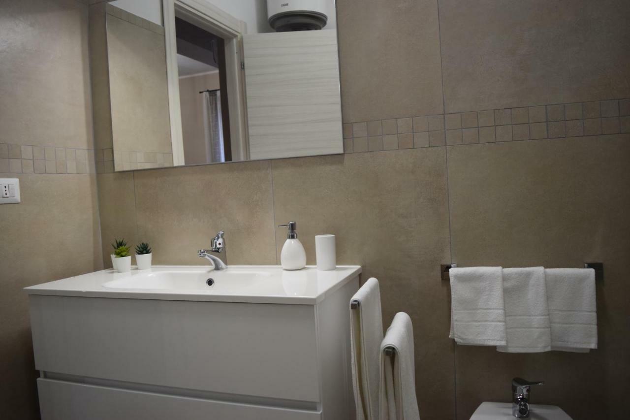 Casa Vacanze Lombardo سانتا تيريزا دي ريفا المظهر الخارجي الصورة